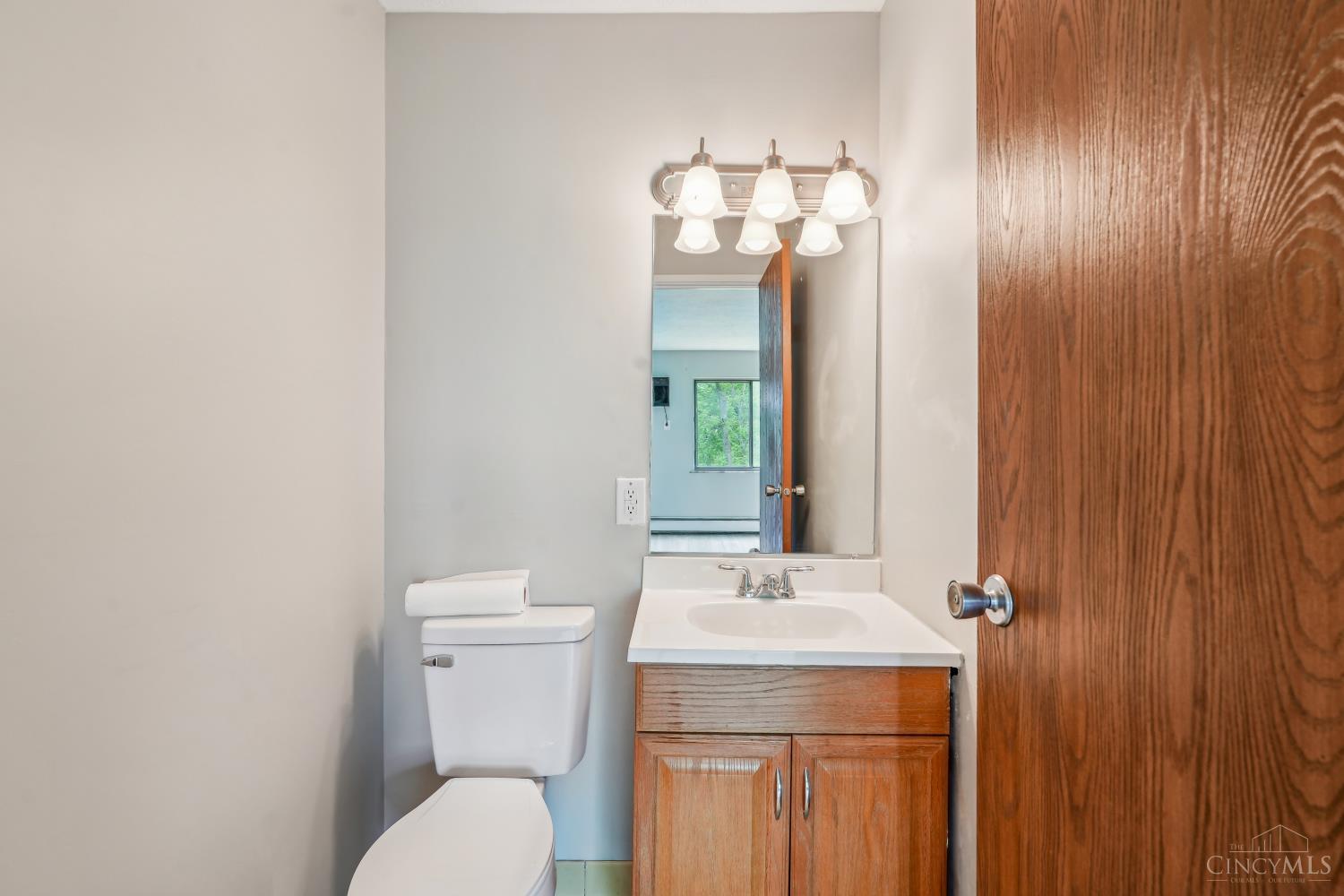 6644 Hearne Road, Unit 202 Cincinnati, OH 45248 - Photo 25 of 28 Gallery Image 25
