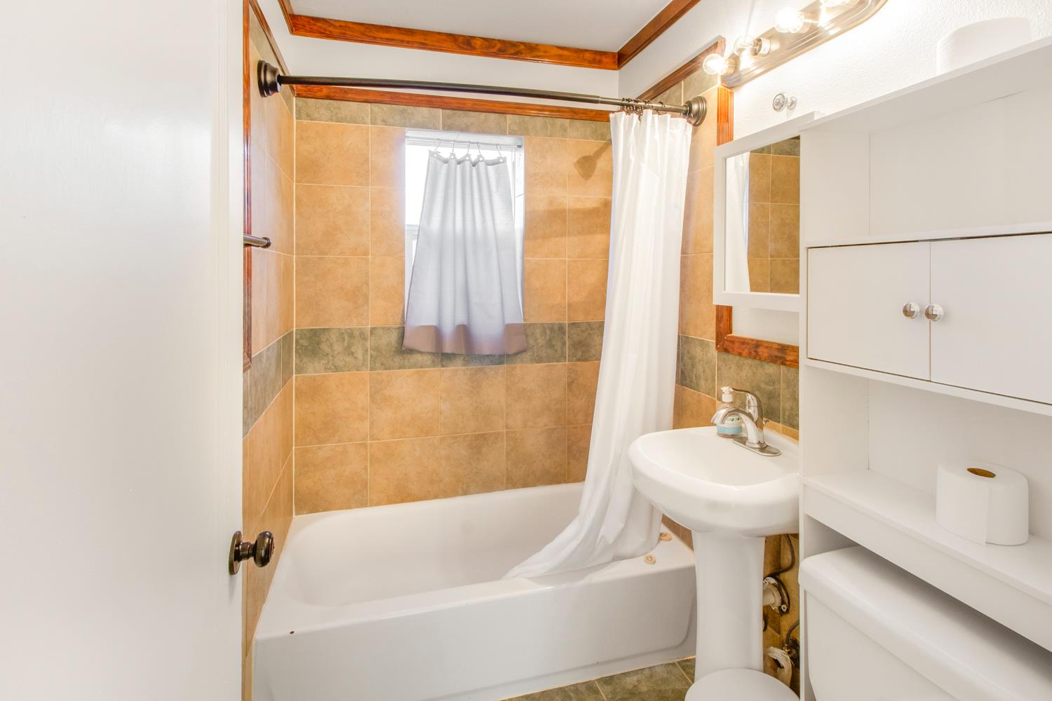 136 Village Road Modesto, CA 95354 - Photo 15 of 24