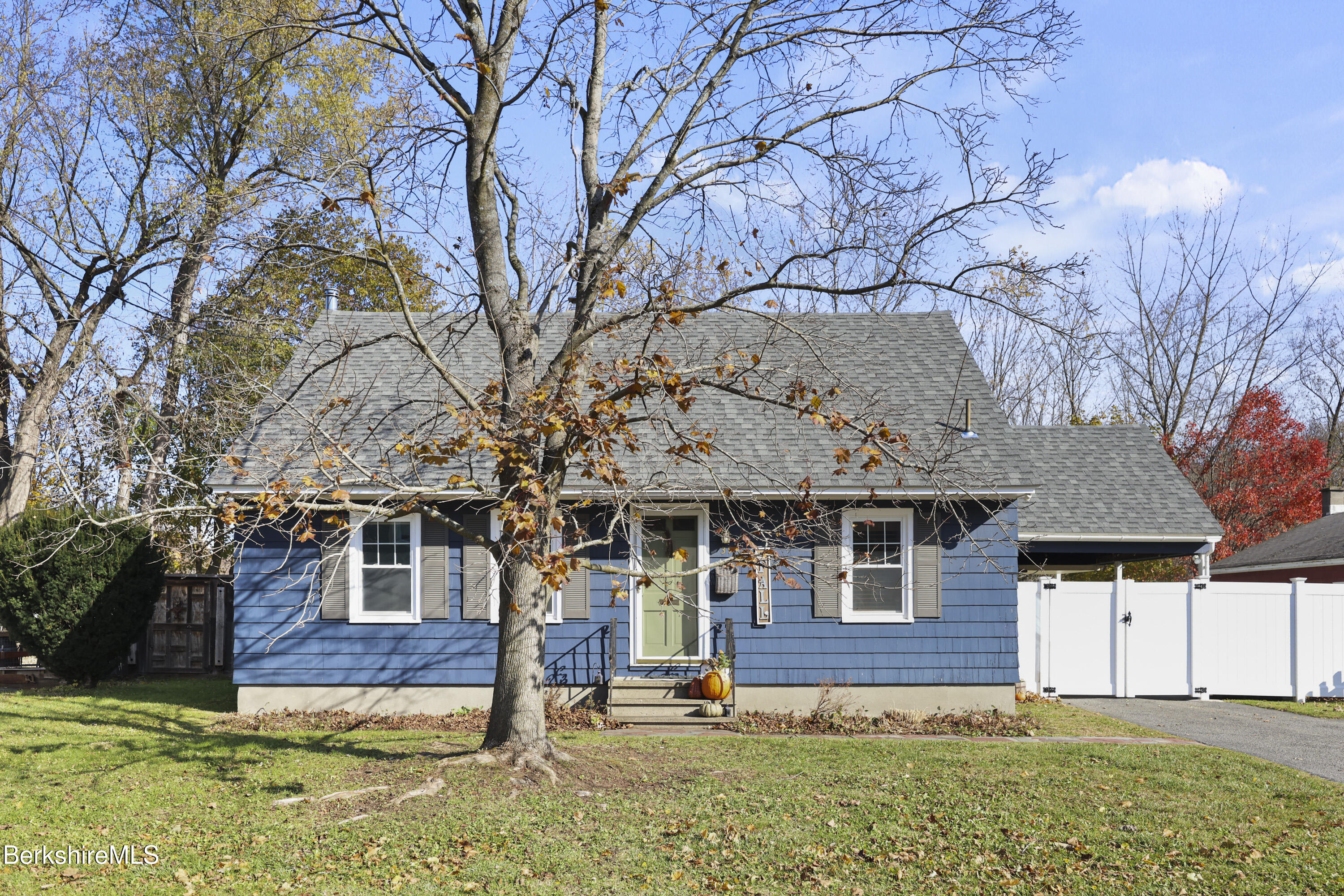 39 Lowden Street Pittsfield, MA 01201 - Photo 2 of 42 front view of a house with a yard