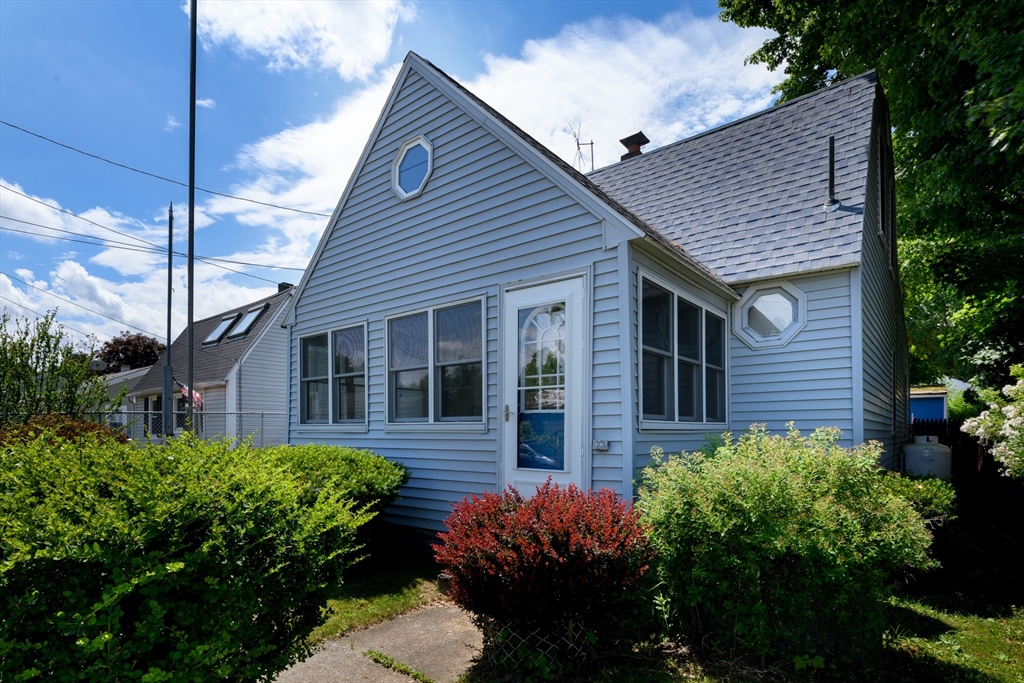 132 Eagle Street Ware, MA 01082 - Photo 3 of 21