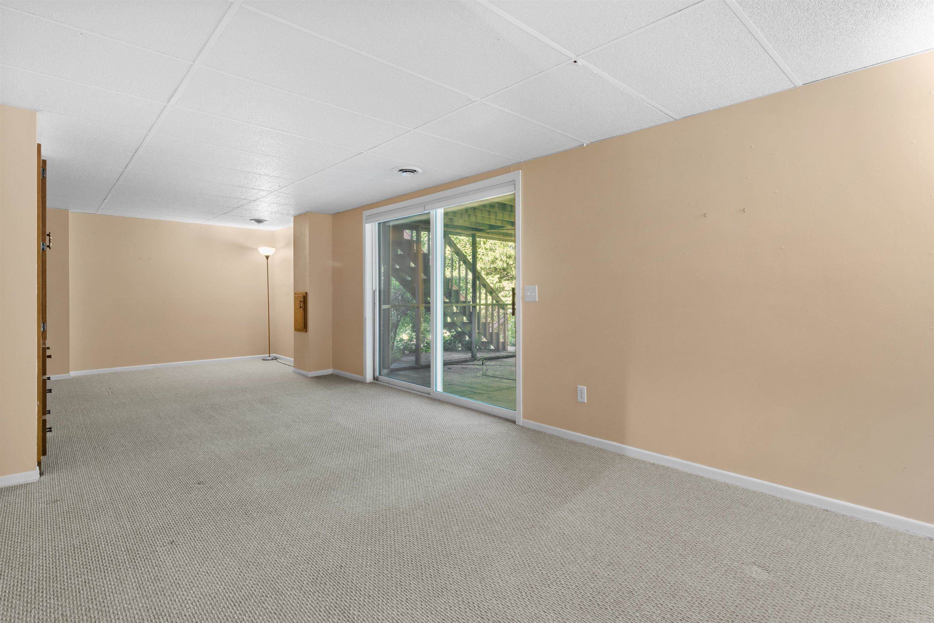 2318 Whitlock Road Madison, WI 53719 - Photo 29 of 37