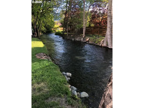 $565,000 | 403 North Lake Street, Joseph, OR 97846