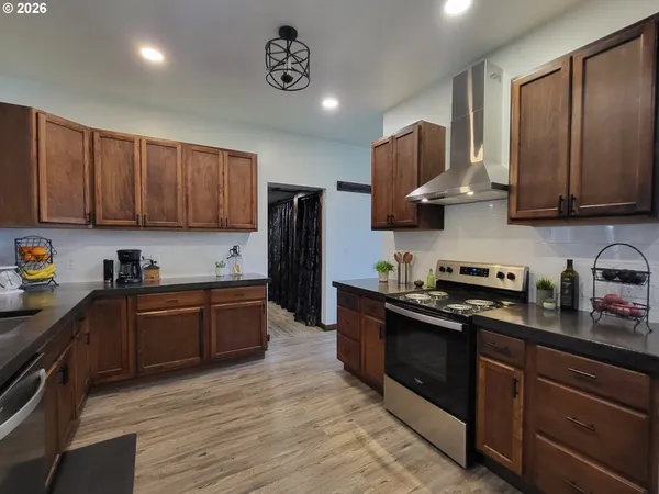 $565,000 | 403 North Lake Street, Joseph, OR 97846