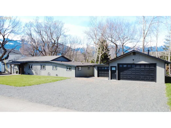 $565,000 | 403 North Lake Street, Joseph, OR 97846