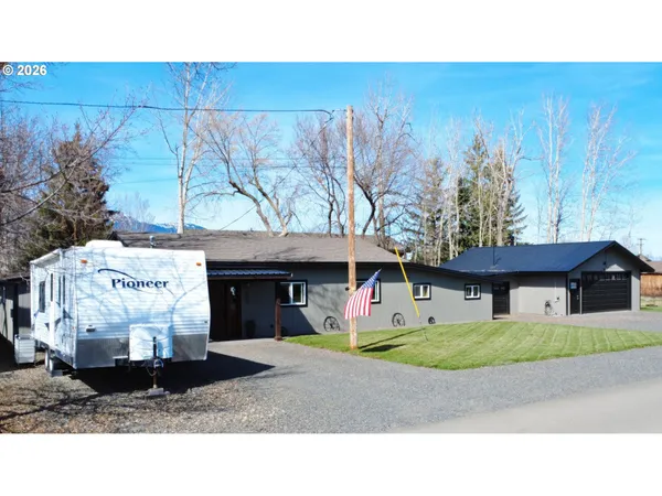 $565,000 | 403 North Lake Street, Joseph, OR 97846