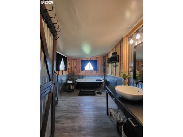 $565,000 | 403 North Lake Street, Joseph, OR 97846