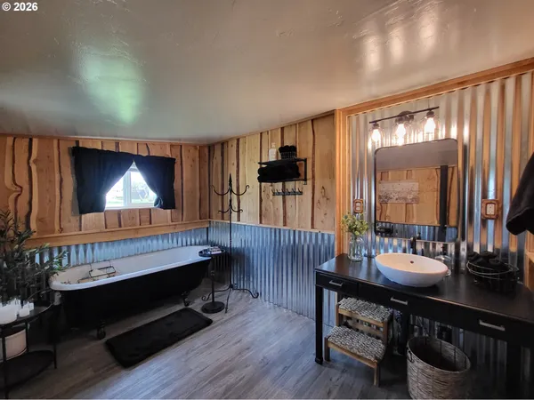 $565,000 | 403 North Lake Street, Joseph, OR 97846