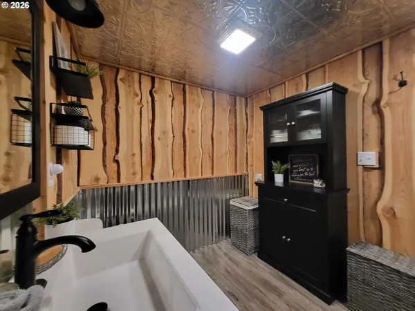 $565,000 | 403 North Lake Street, Joseph, OR 97846