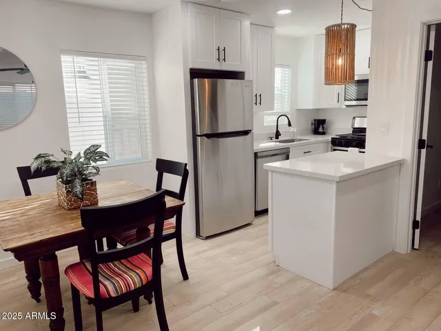 $1,995 | 2502 North 29th Place, Unit 2, Phoenix, AZ 85008