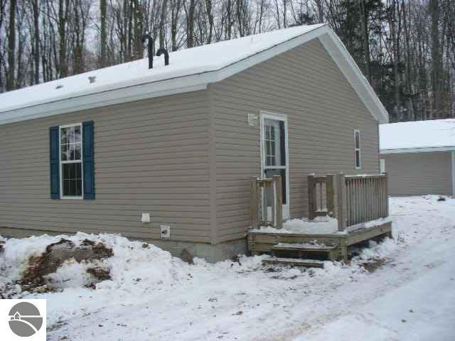 1413 North Galbraith Road Mio, MI 48647 - Photo 13 of 13 1752181-12.JPG