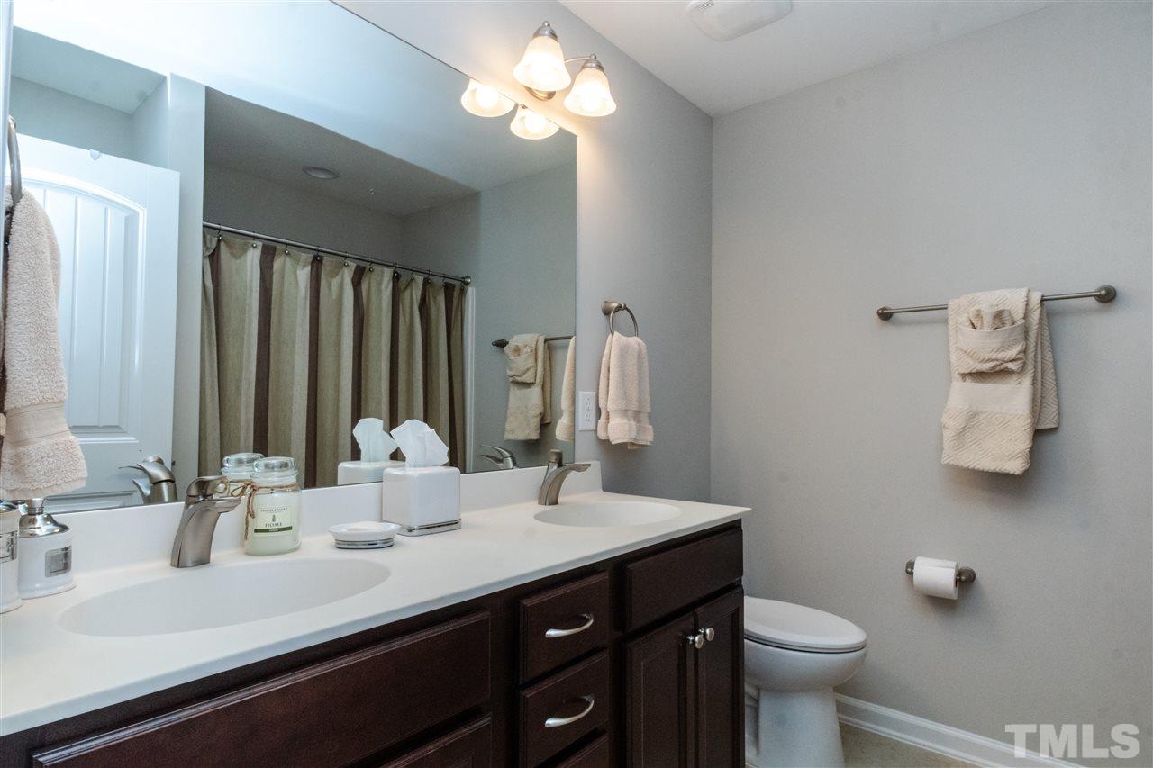 5504 Nur Lane Raleigh, NC 27606 - Photo 6 of 22 Gallery Image 6