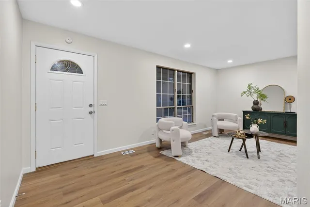 $409,900 | 20 Pinehurst Court, St. Peters, MO 63376