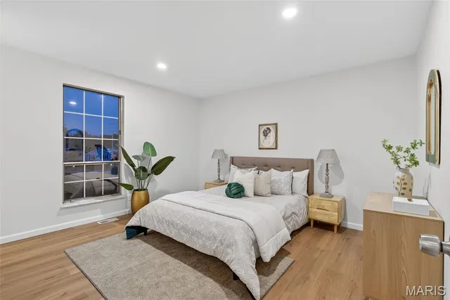 $409,900 | 20 Pinehurst Court, St. Peters, MO 63376