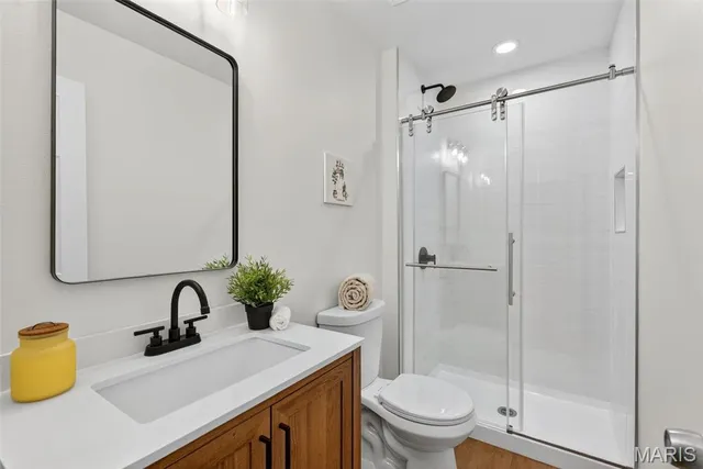 $409,900 | 20 Pinehurst Court, St. Peters, MO 63376