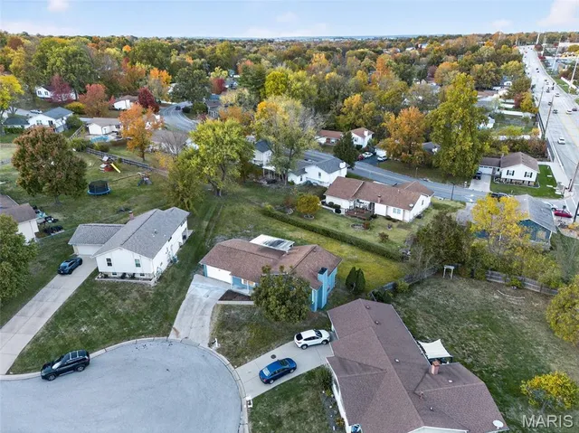 $409,900 | 20 Pinehurst Court, St. Peters, MO 63376