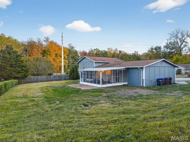 $409,900 | 20 Pinehurst Court, St. Peters, MO 63376