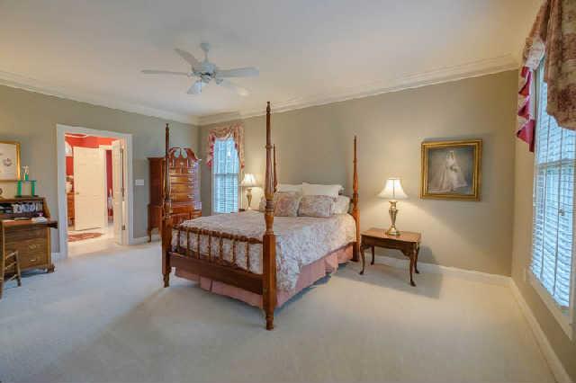 676 Pickney Road Winchester, TN 37398 - Photo 12 of 20 Upstairs master suite with large walk in closet