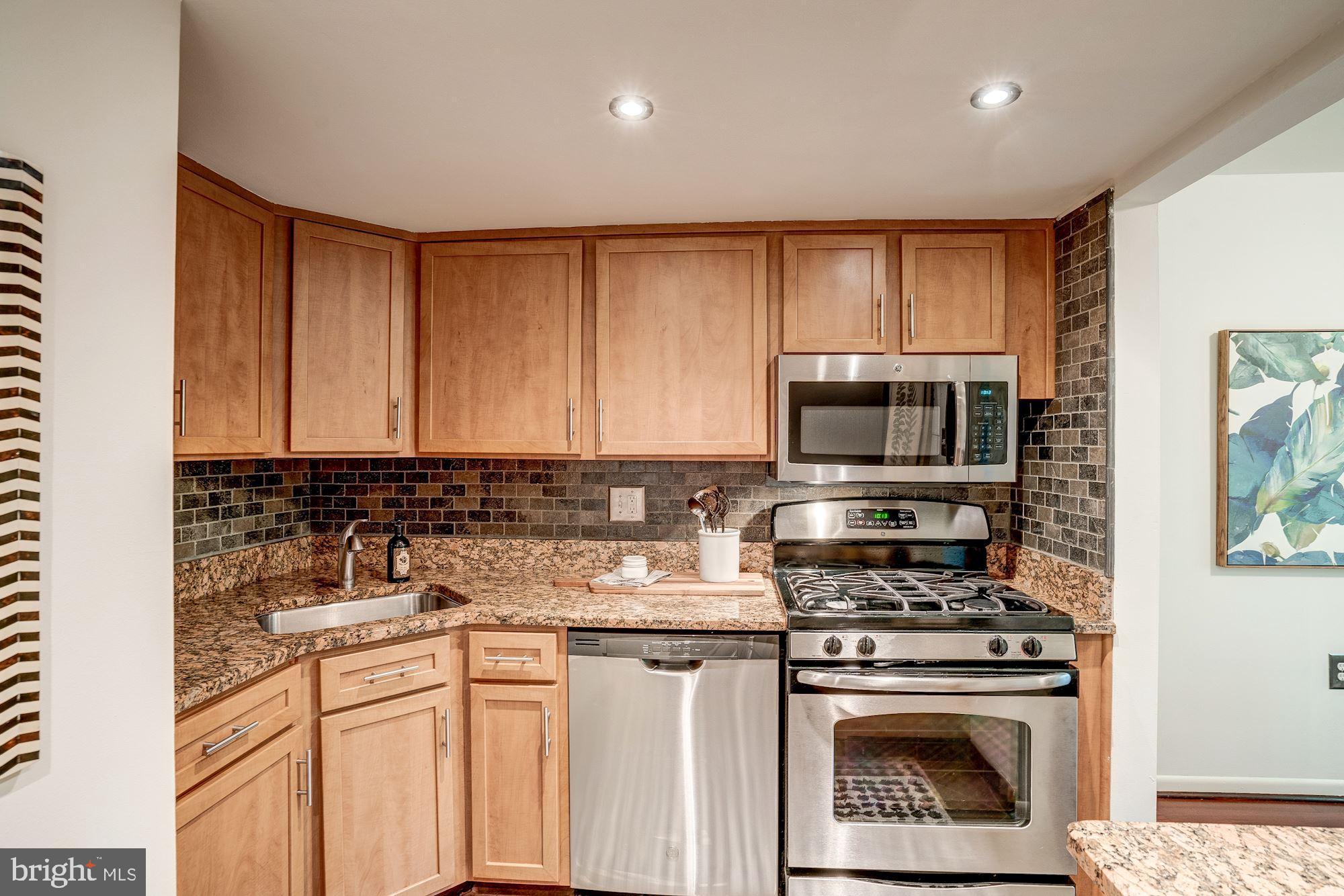 1417 Northgate Square, Unit 2A Reston, VA 20190 - Photo 18 of 29 Kitchen