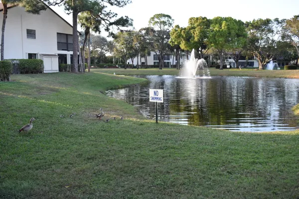 $1,750 | Undisclosed Address, Lake Worth, FL 33467