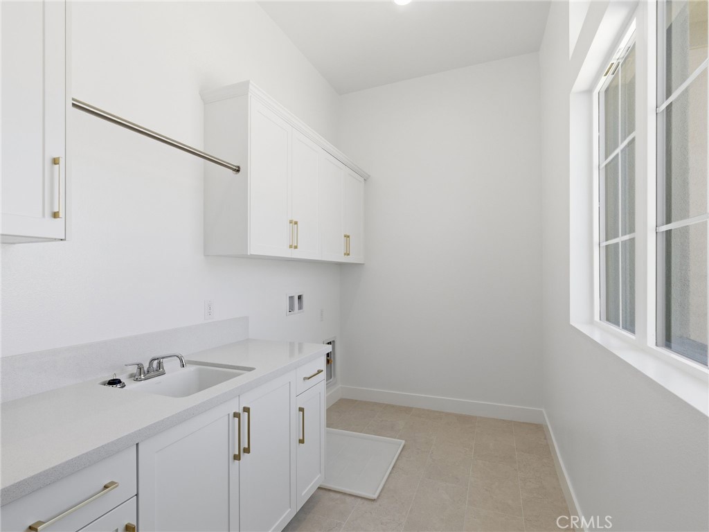12010 Northstar Lane Porter Ranch, CA 91326 - Photo 44 of 49 Laundry Room: Fernwood - The Ridge Collection at Bella Vista - Photo of another Fernwood - Not actual home for sale - Homesite 79 is still under construction