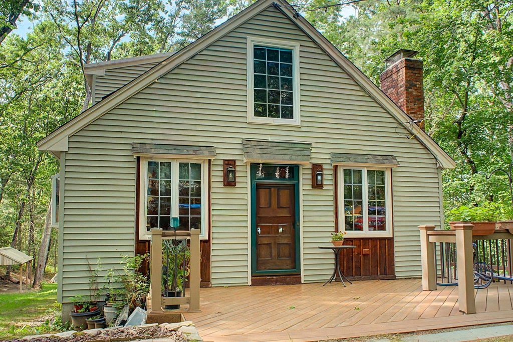 47 Kingsbury Road Norfolk, MA 02056 - Photo 1 of 33