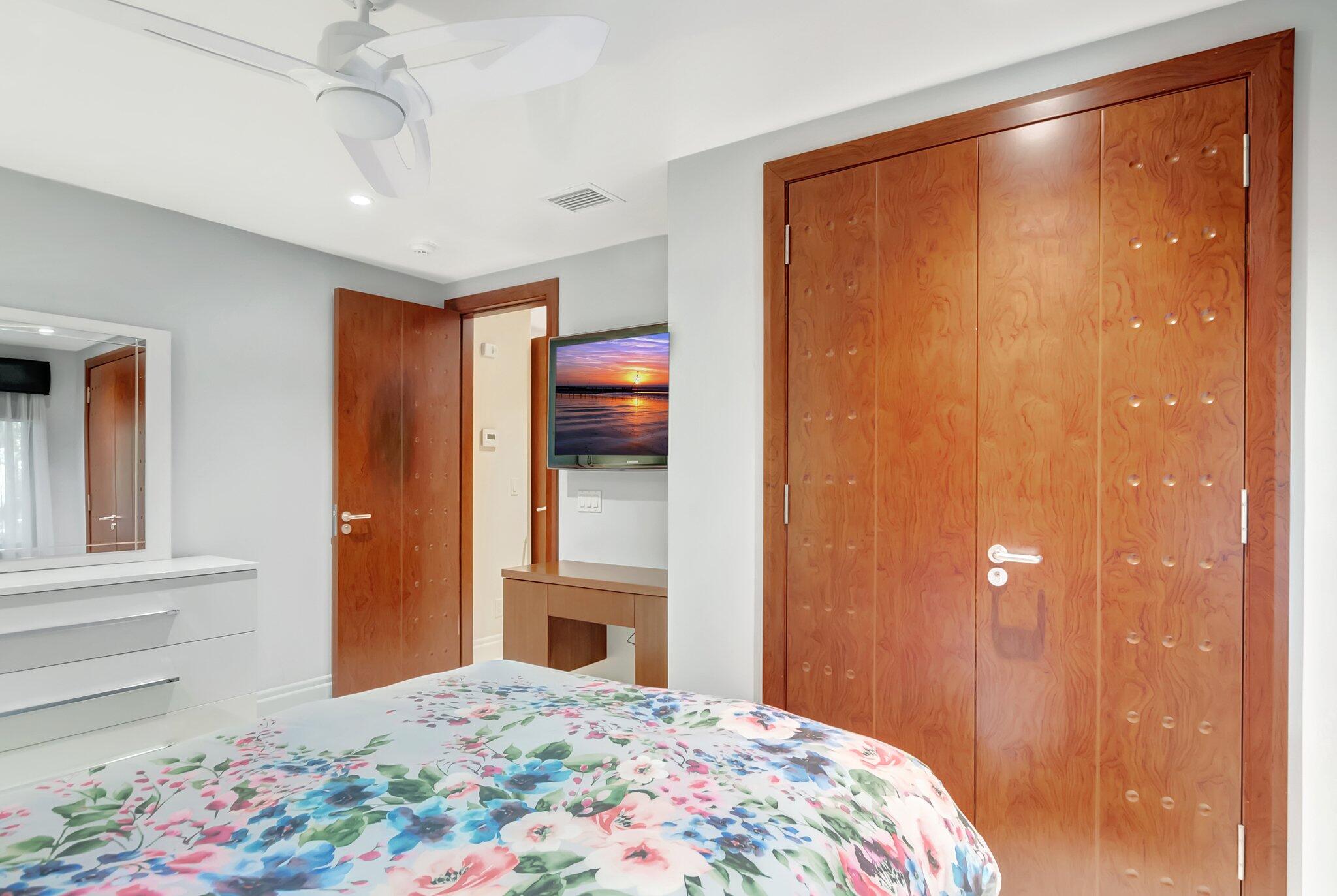 7410 Fenwick Place Boca Raton, FL 33496 - Photo 37 of 56 37-web-or-mls-DSC_0661