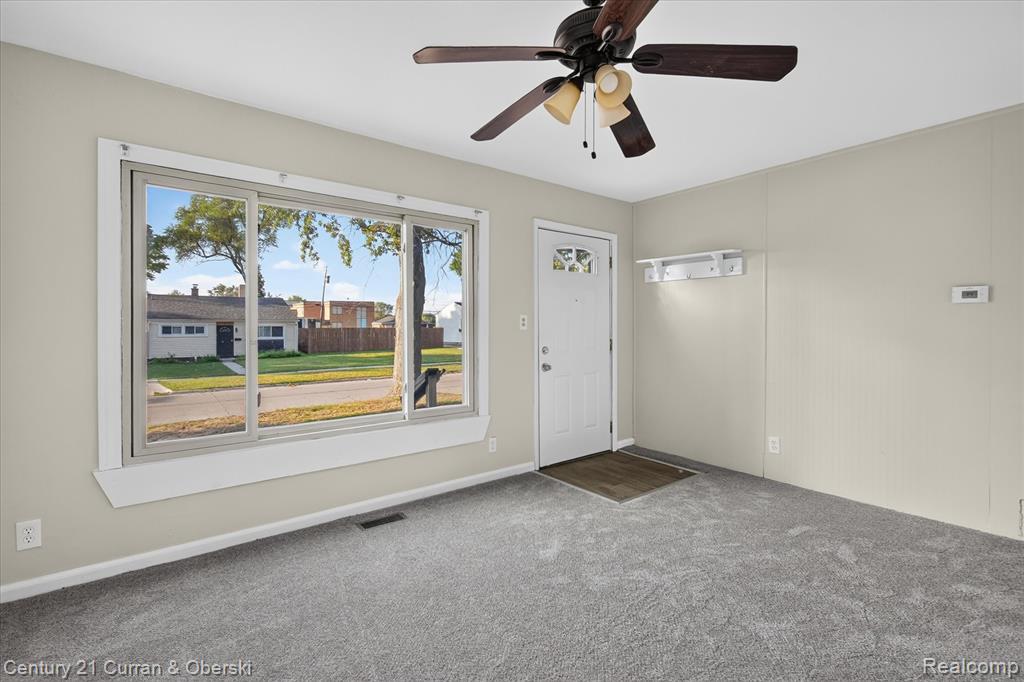 25906 Lehigh Street Inkster, MI 48141 - Photo 6 of 35 Gallery Image 6