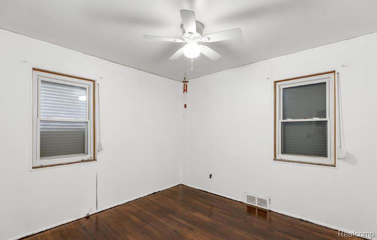 18492 Rutherford Street Detroit, MI 48235 - Photo 14 of 23