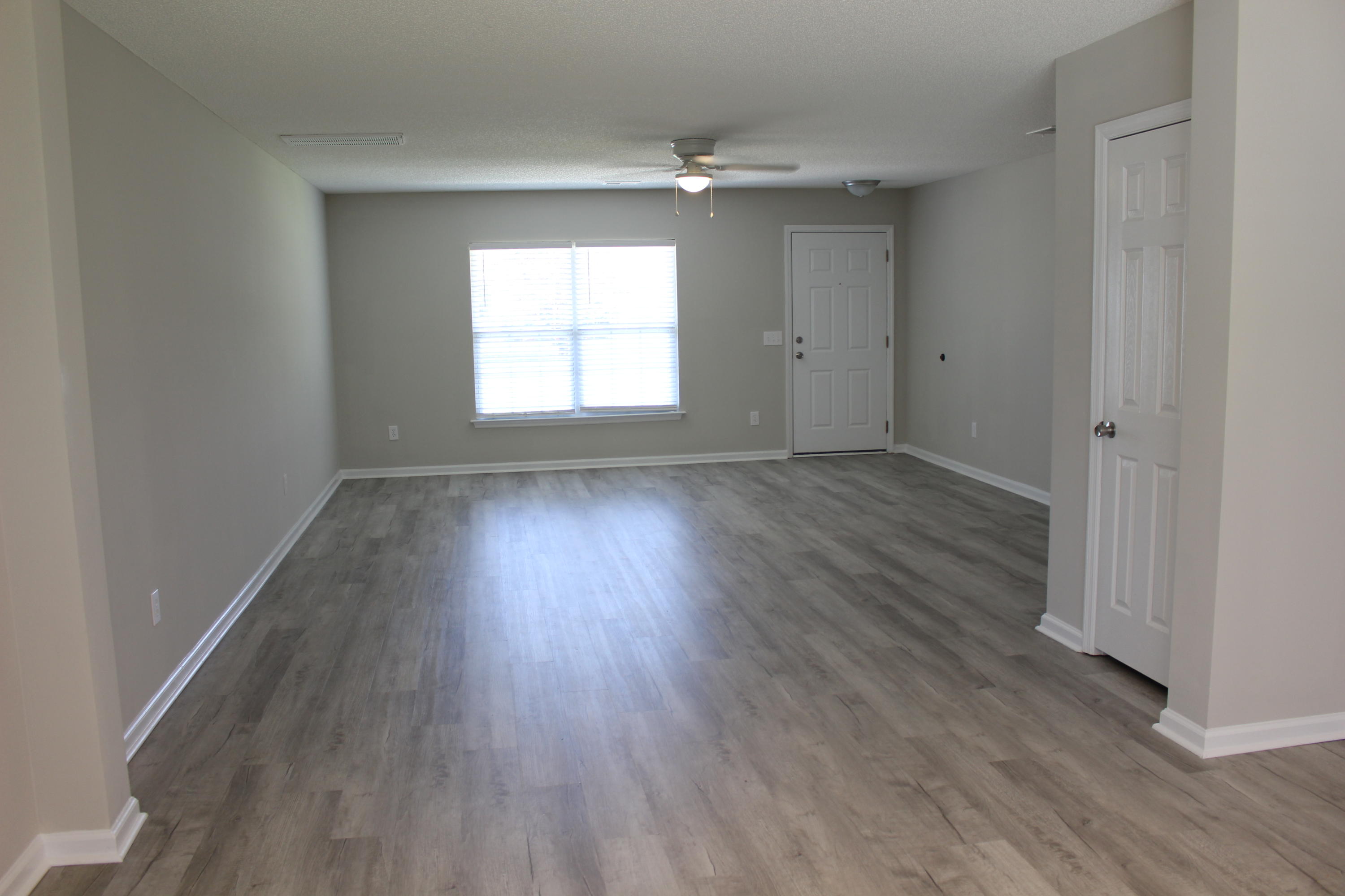 1167 Deerberry Road Hanahan, SC 29445 - Photo 8 of 23 IMG_0182