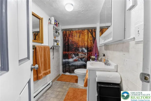 $319,900 | 119 School Street, Catasauqua, PA 18032