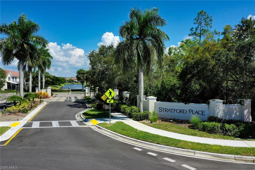 816 Hampton Circle Naples, FL 34105 - Photo 43 of 49 a view of a park with palm trees