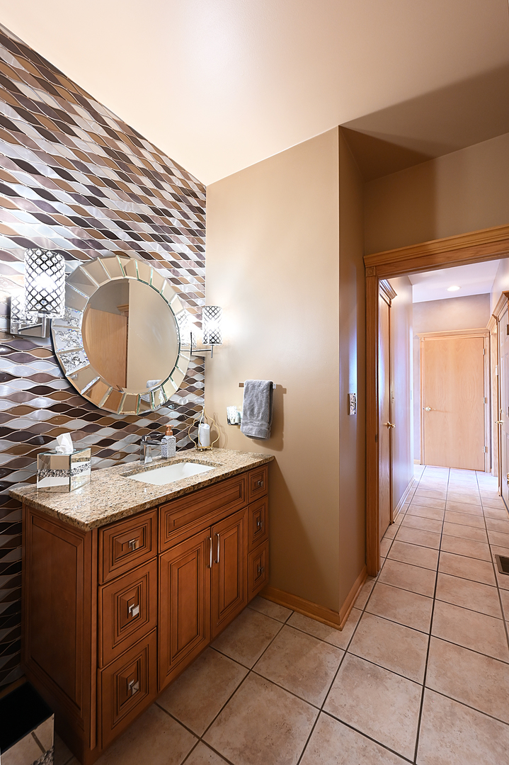 1633 Newton Avenue Park Ridge, IL 60068 - Photo 17 of 55