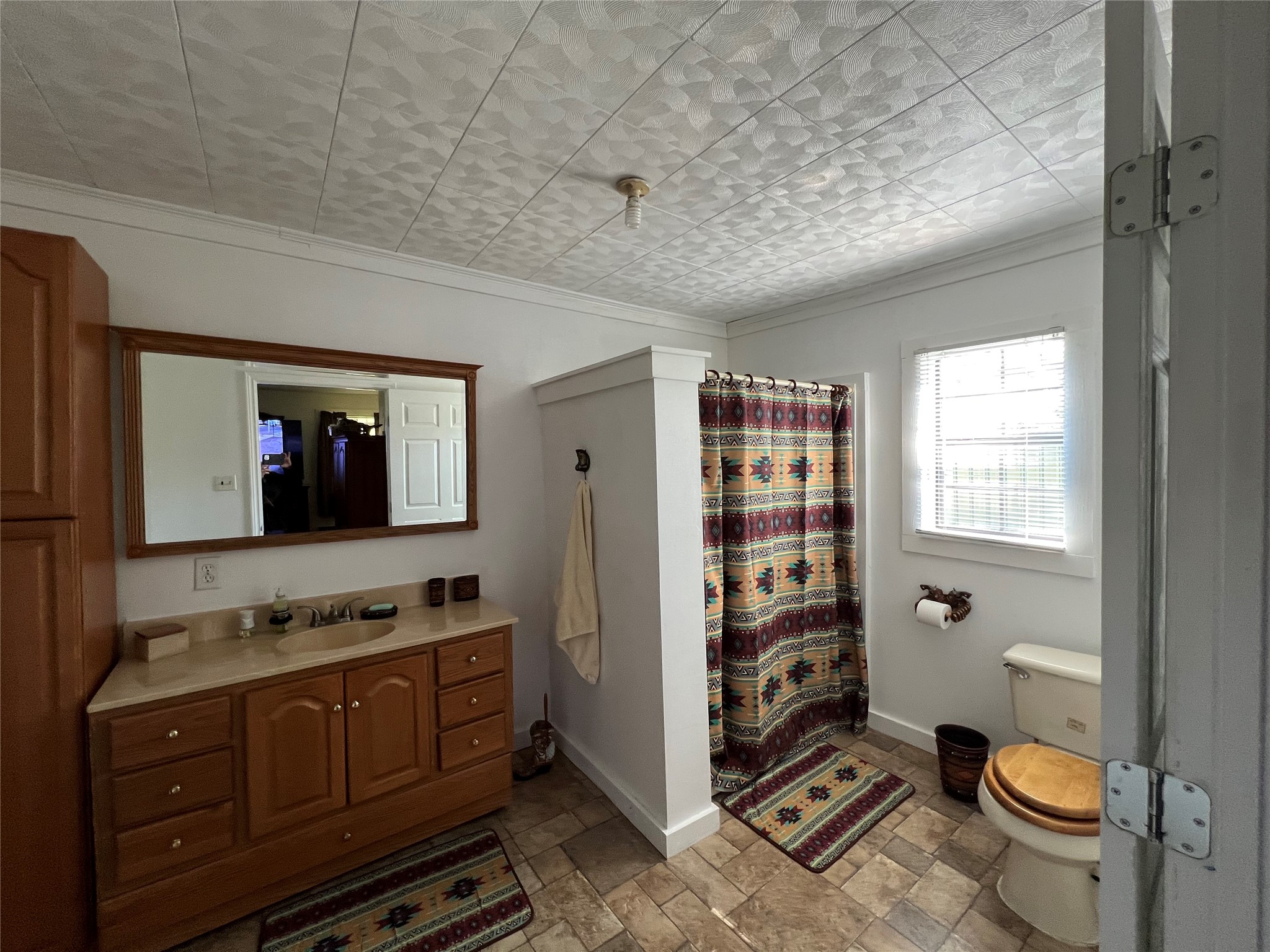 2723 Farm To Market 1010 Road Cleveland, TX 77327 - Photo 19 of 25 Primary Bathroom