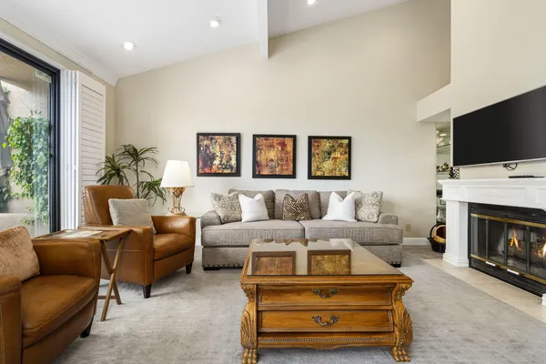 $3,900 | 76761 Chrysanthemum Way, Palm Desert, CA 92211