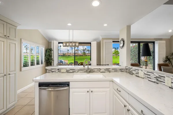 $3,900 | 76761 Chrysanthemum Way, Palm Desert, CA 92211