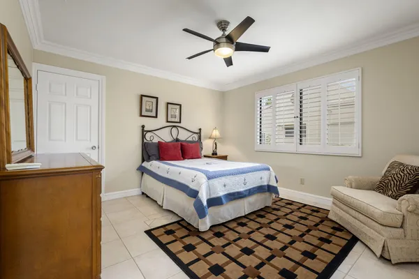 $3,900 | 76761 Chrysanthemum Way, Palm Desert, CA 92211