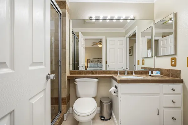 $3,900 | 76761 Chrysanthemum Way, Palm Desert, CA 92211