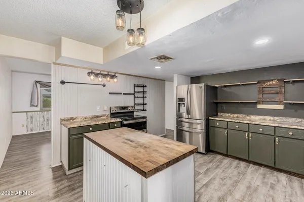 $275,000 | 1161 South Ocotillo Drive, Apache Junction, AZ 85120