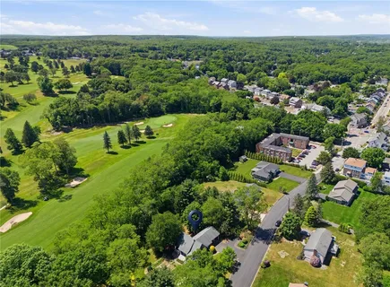 $739,900 | 32 Briarwood Road, Lincoln, RI 02865