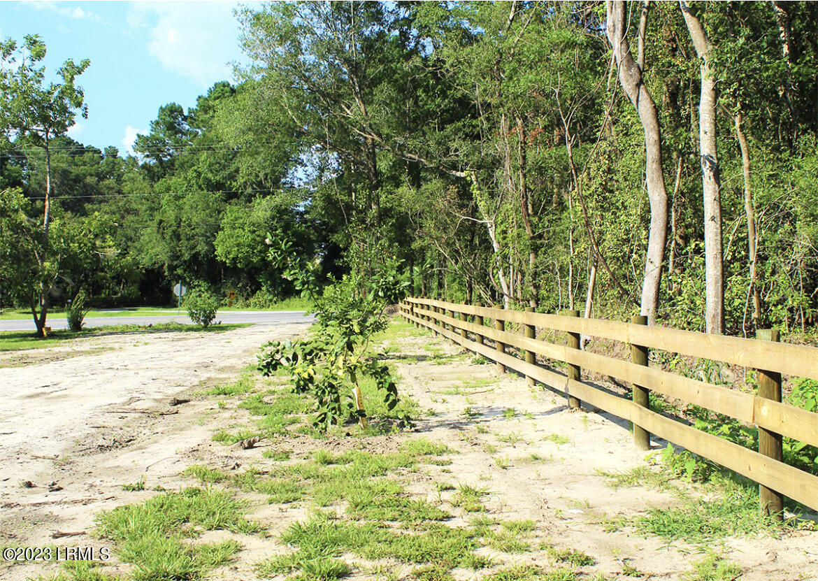 124 Stuart Point Road Seabrook, SC 29940 - Photo 20 of 28 1D2D725F-EDB8-49D5-B1F3-190F489519D7