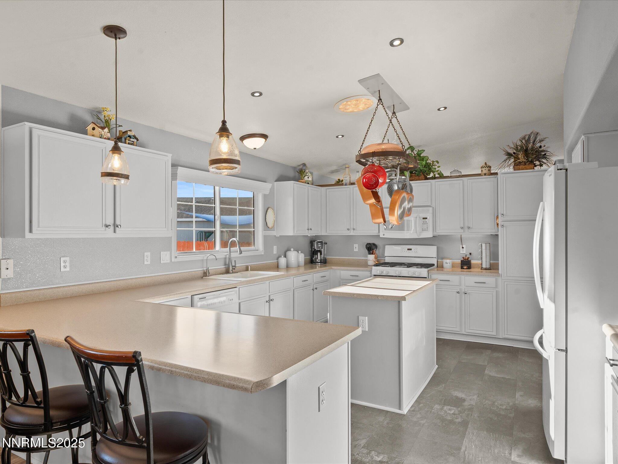 17634 Georgetown Court Reno, NV 89508 - Photo 26 of 56 16-17634 Georgetown Ct-115