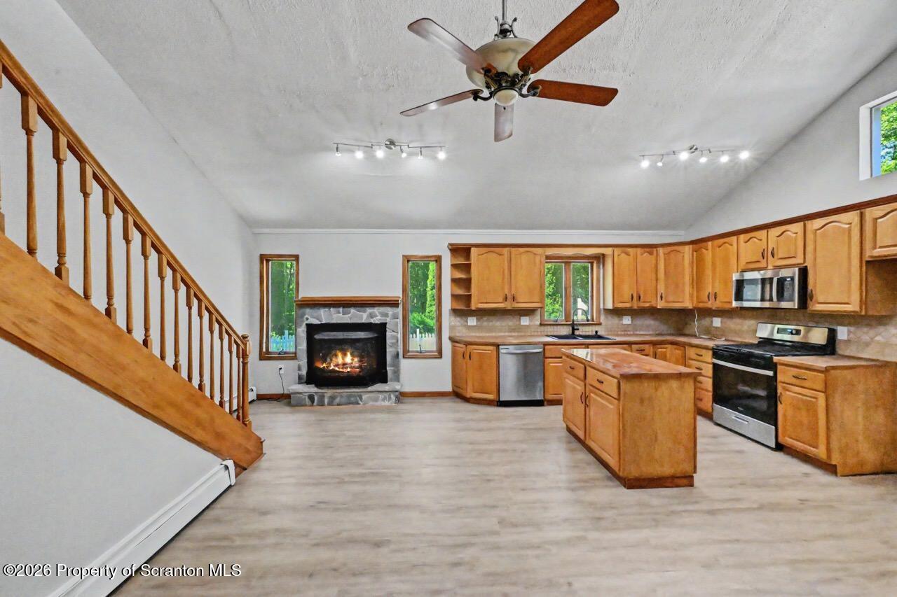 15 Van Leuven Road Lake Ariel, PA 18436 - Photo 22 of 61 15 Van Leuven Rd 16 Large