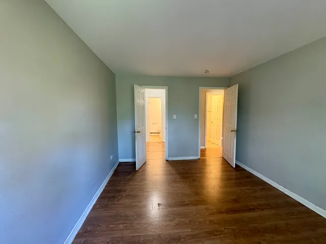 $175,000 | 1075 Higgins Quarters Drive, Unit 3208, Hoffman Estates, IL 60169