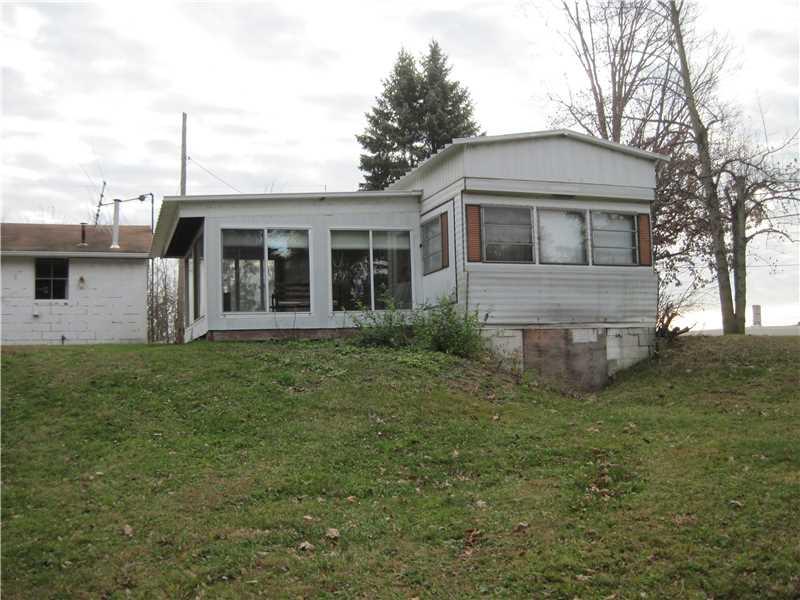 481 Rochester Road Rochester, PA 15074 - Photo 3 of 12 Exterior Front. end view showing Sun Room