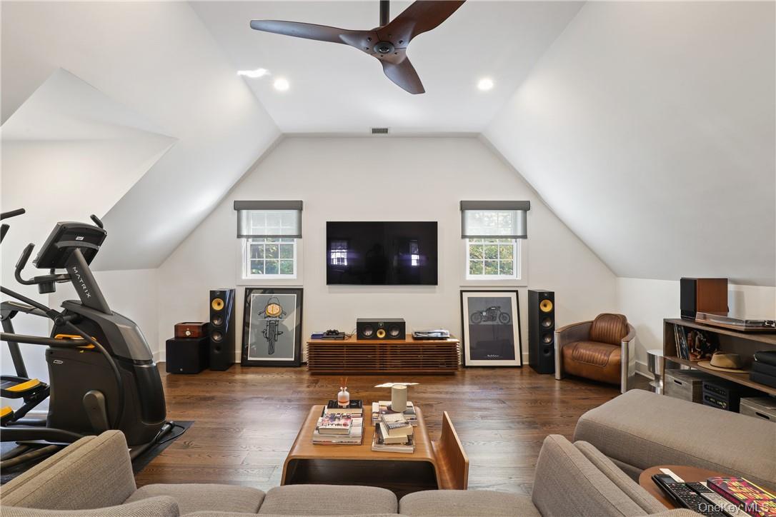 16 Old Logging Road Pound Ridge, NY 10506 - Photo 22 of 29