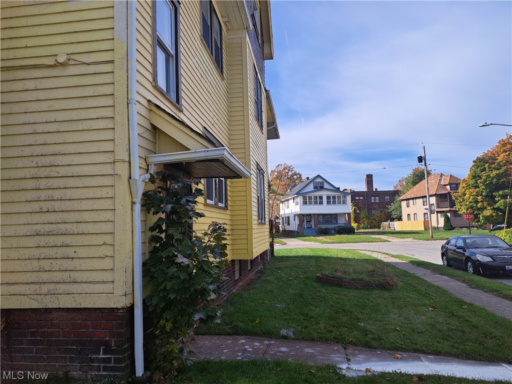 875-877 Paxton Road Cleveland, OH 44108 - Photo 17 of 18