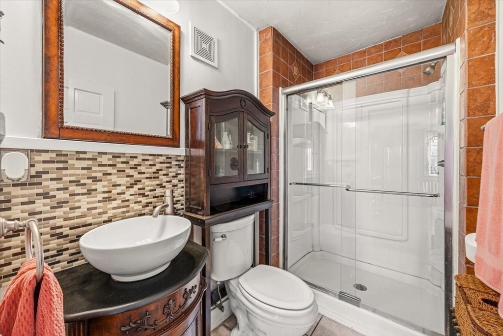 208 South Main Street Raynham, MA 02767 - Photo 16 of 42