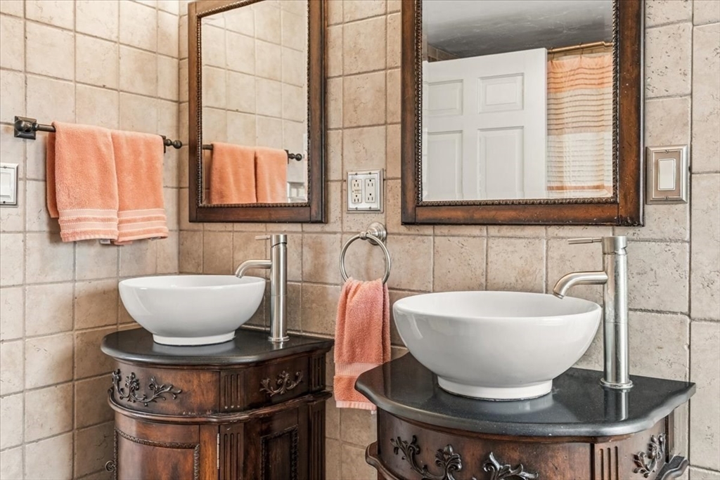 208 South Main Street Raynham, MA 02767 - Photo 26 of 42