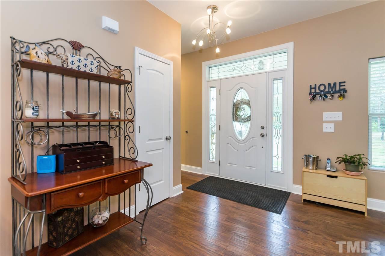 401 Raleigh Farms Road Youngsville, NC 27596 - Photo 3 of 25 Gallery Image 3