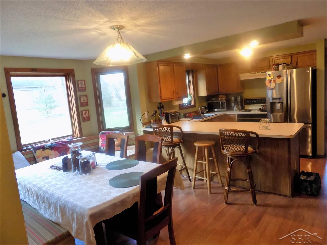 1132 Weeden Road Caro, MI 48723 - Photo 8 of 21 31286768-7.JPG